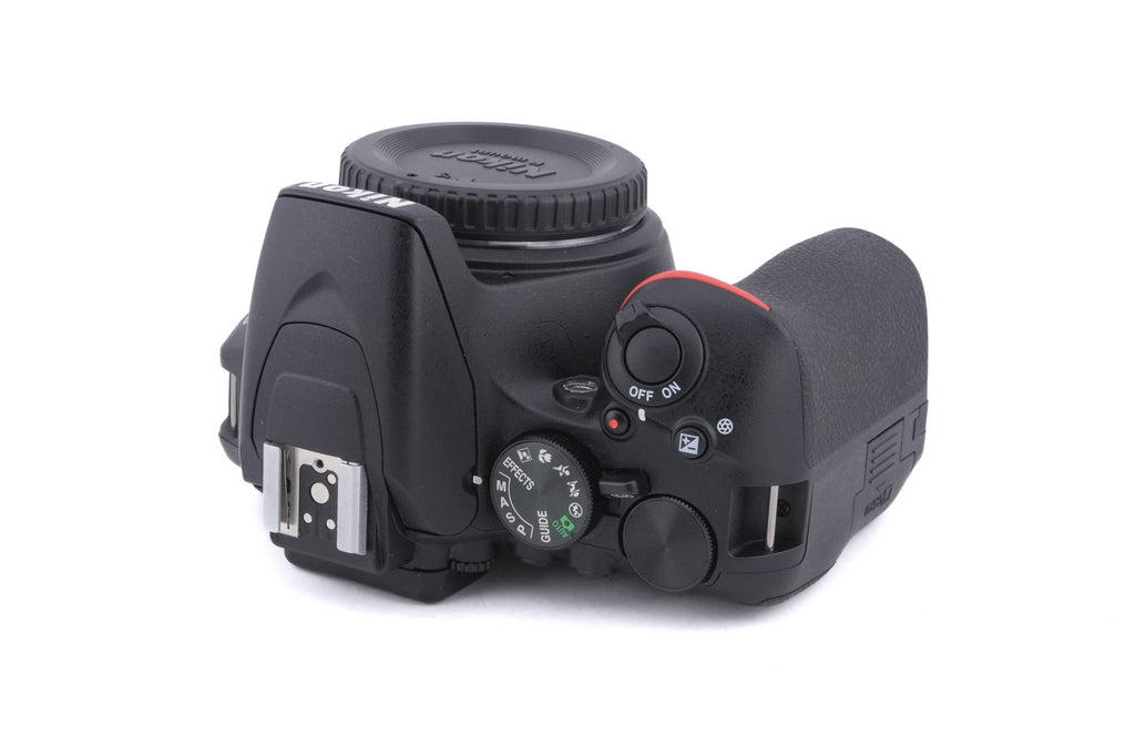 Nikon D3500