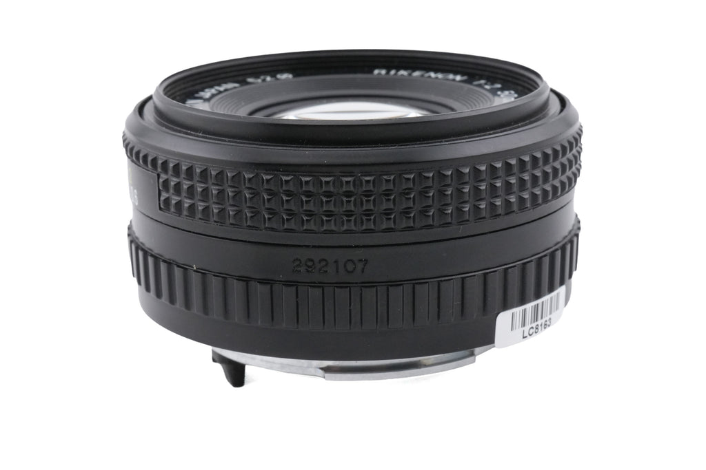 Ricoh 50mm f2 Rikenon