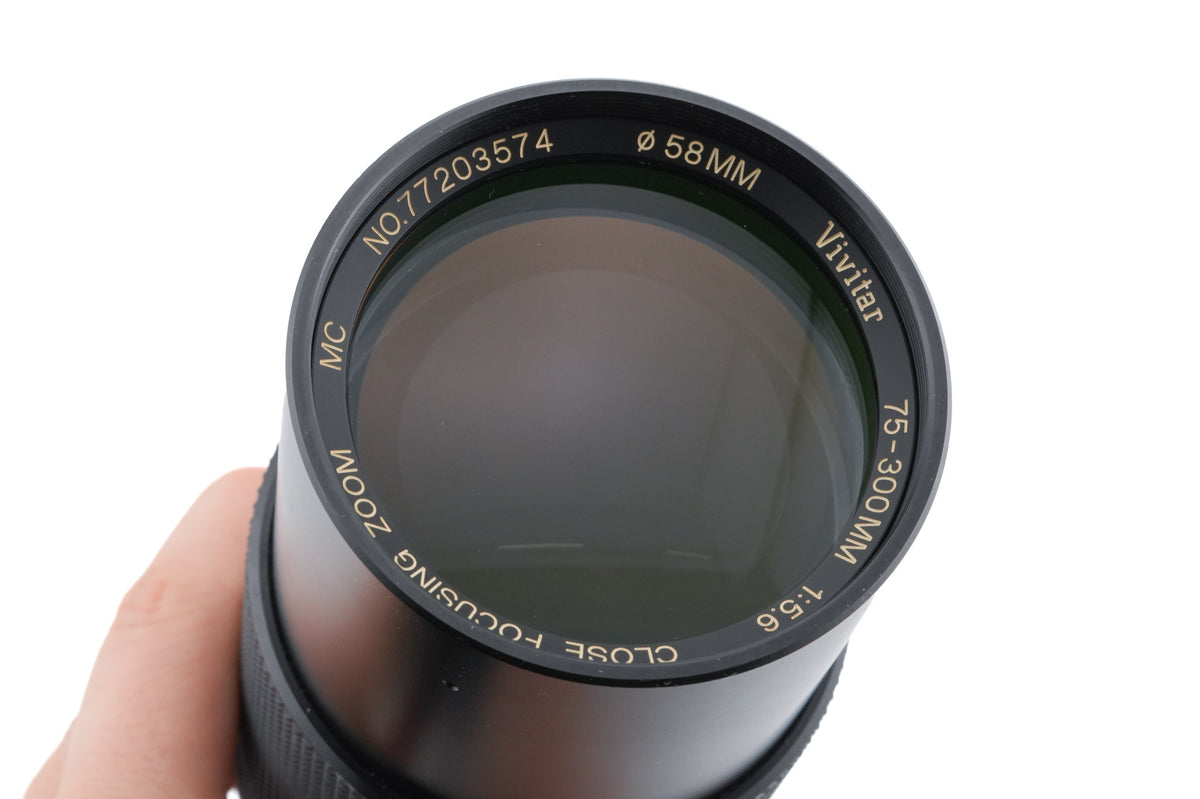 Vivitar 75-300mm f5.6 Close Focusing Zoom MC