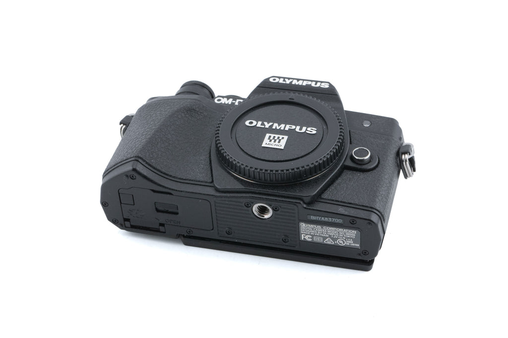 Olympus OM-D E-M10 Mark III