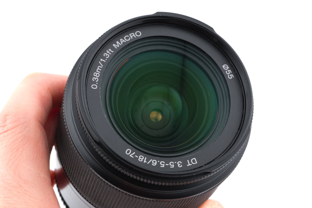 Sony 18-70mm f3.5-5.6 DT Macro (SAL1870)