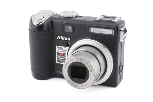 Nikon Coolpix P5000 - Camera