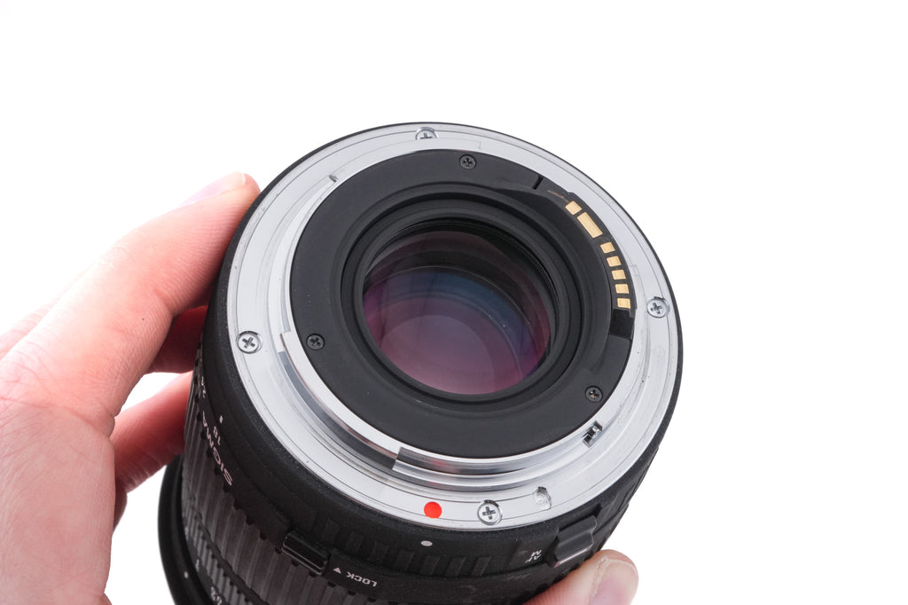 Sigma 18-50mm f2.8 EX DC