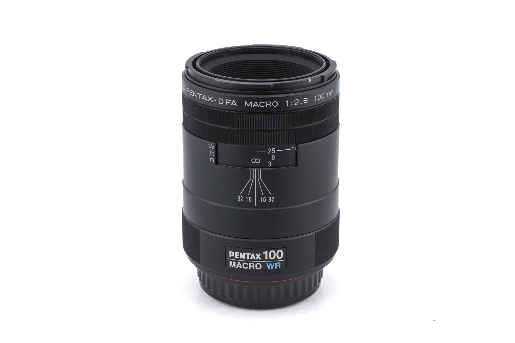 Pentax 100mm f2.8 SMC Pentax-D FA Macro WR