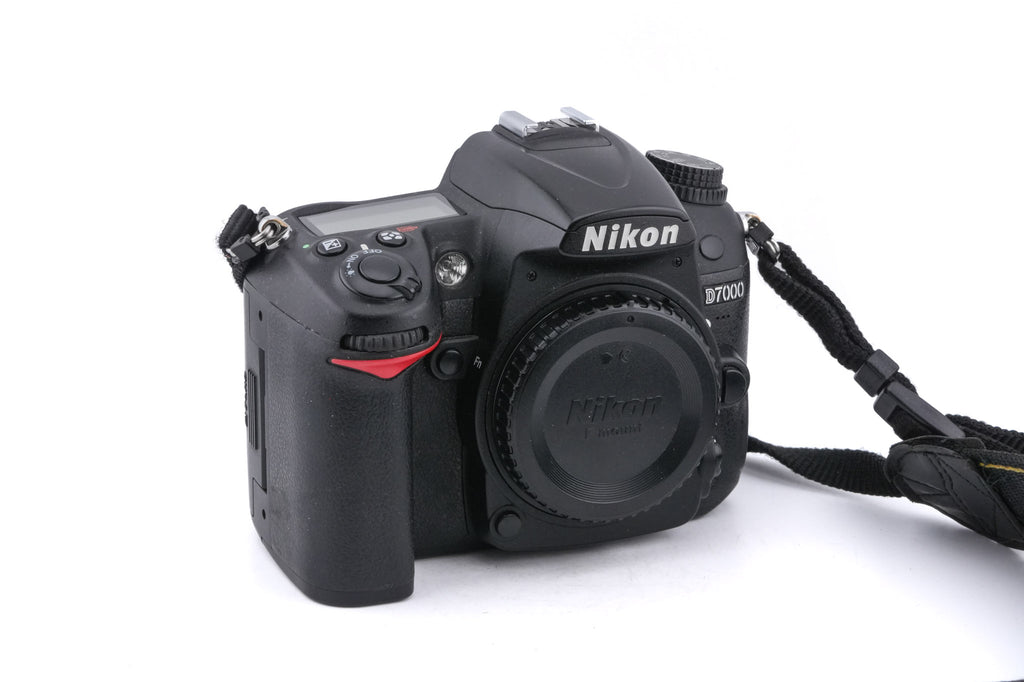 Nikon D7000