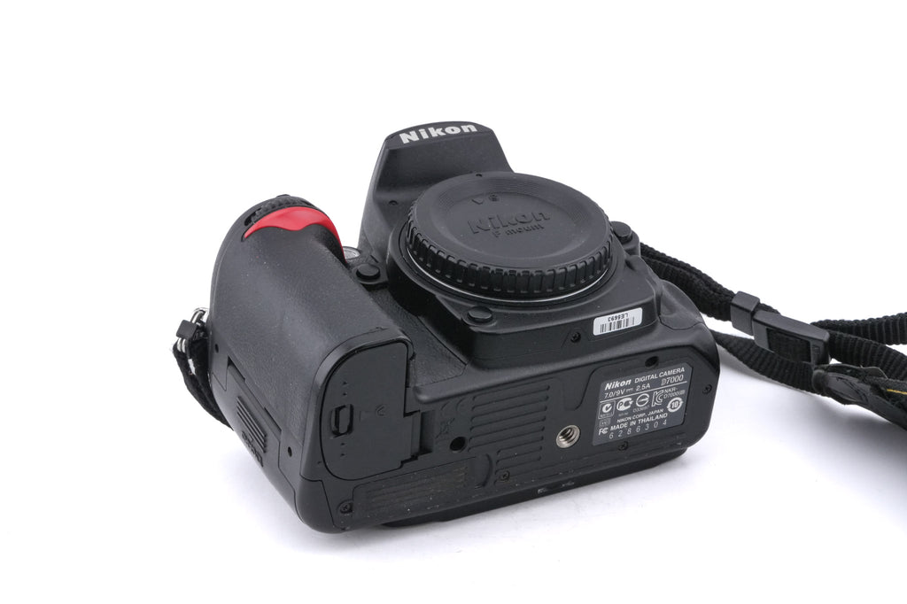 Nikon D7000