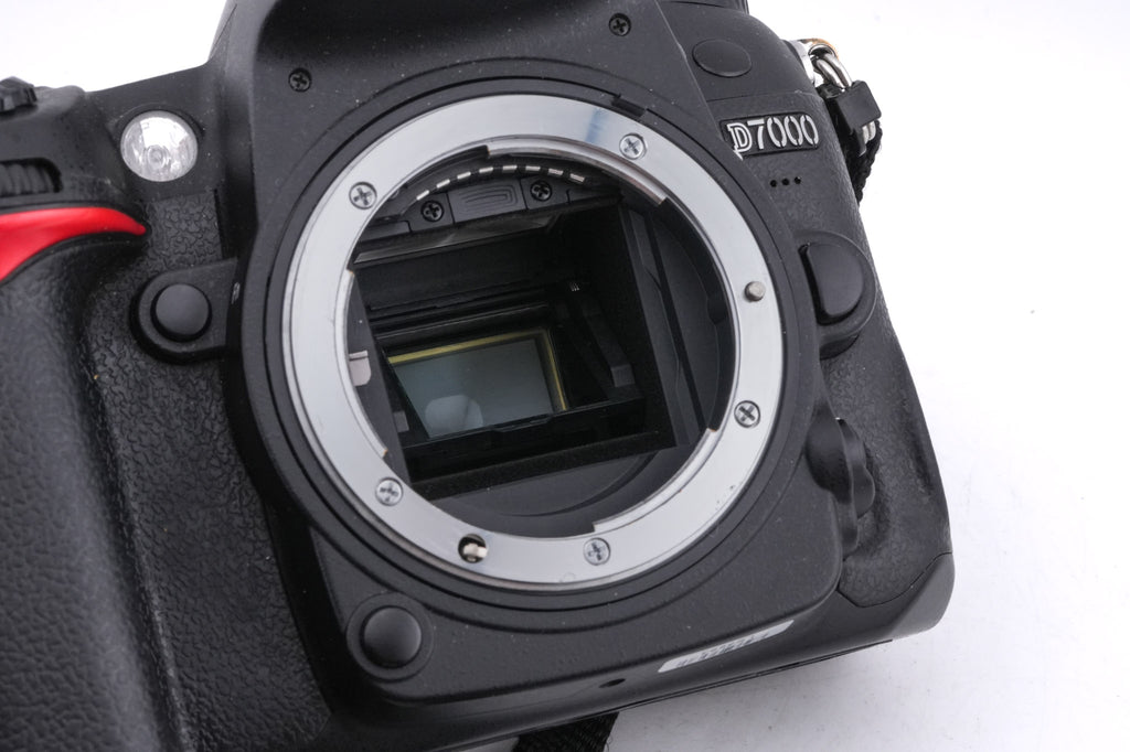 Nikon D7000