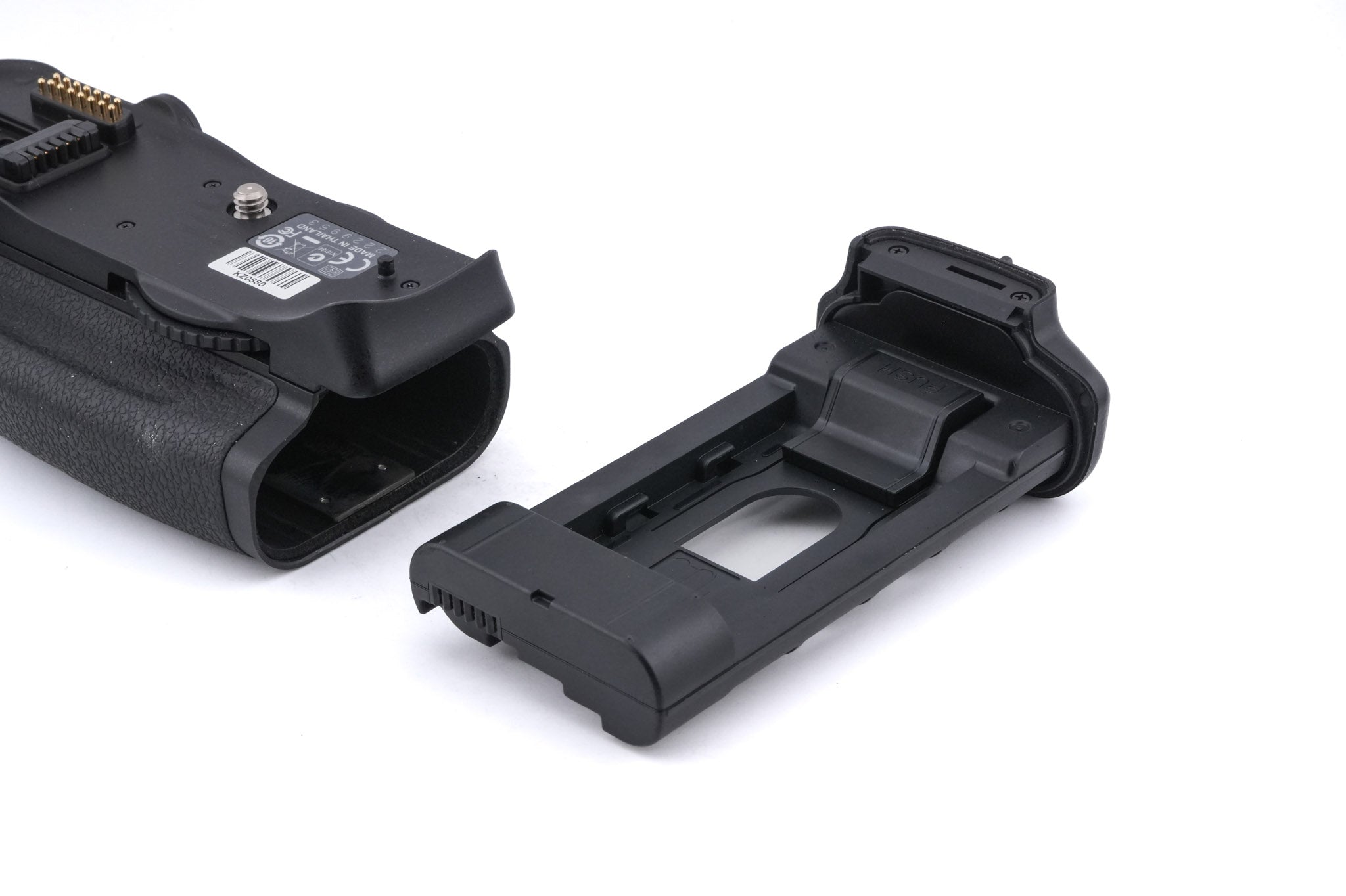 Nikon MB-D10 Multi-Power Battery Pack