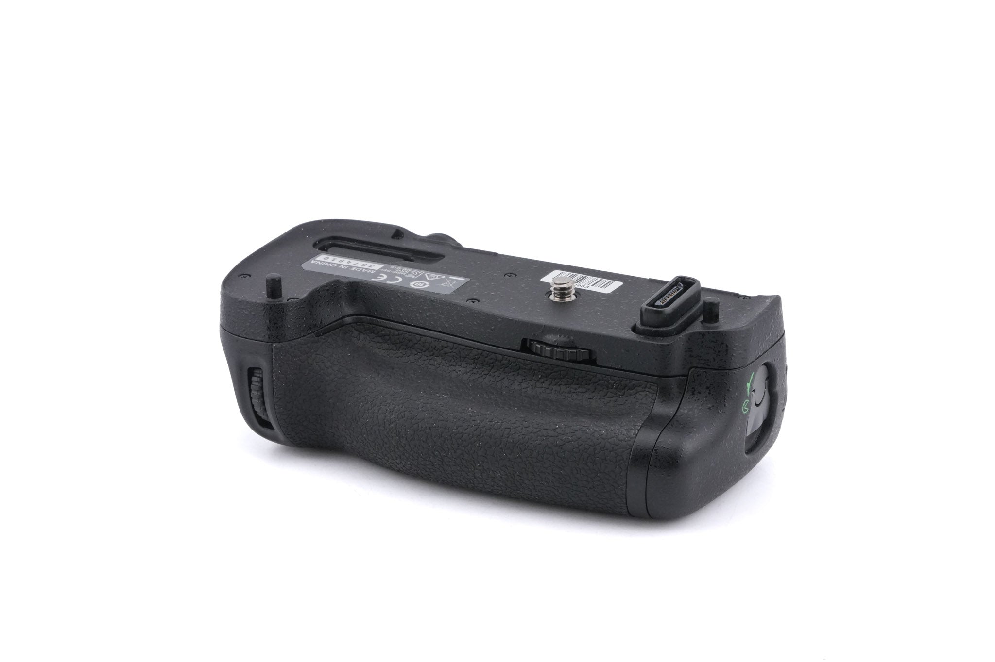 Nikon MB-D16 Multi-Power Battery Pack