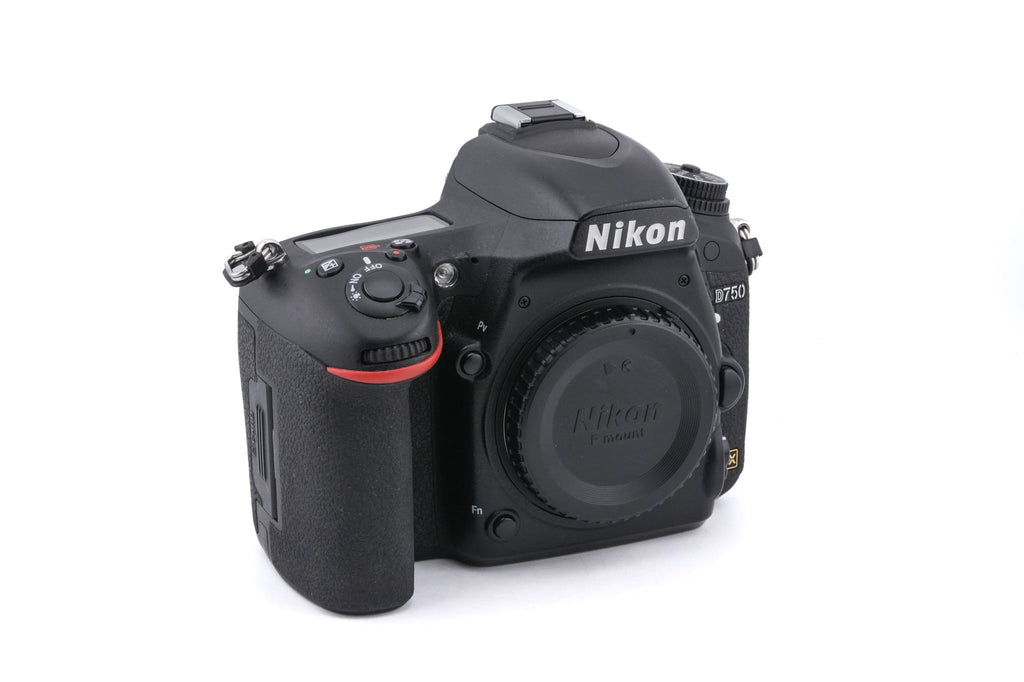 Nikon D750