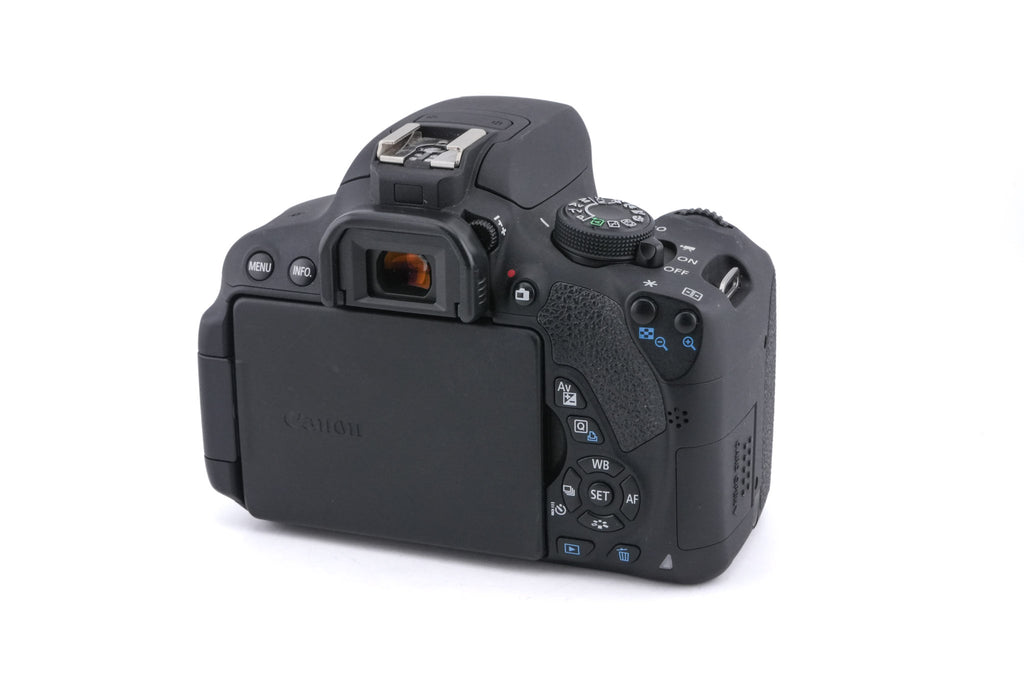 Canon EOS 700D