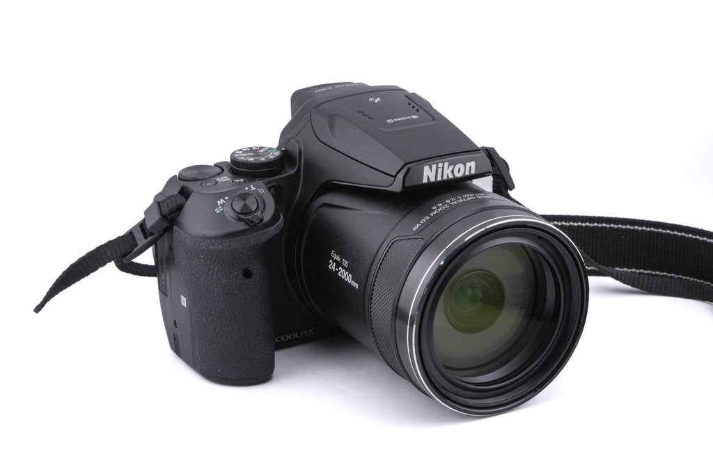 Nikon Coolpix P900