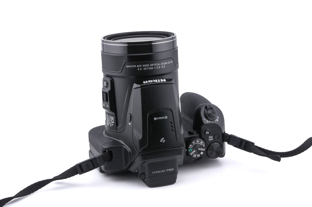 Nikon Coolpix P900