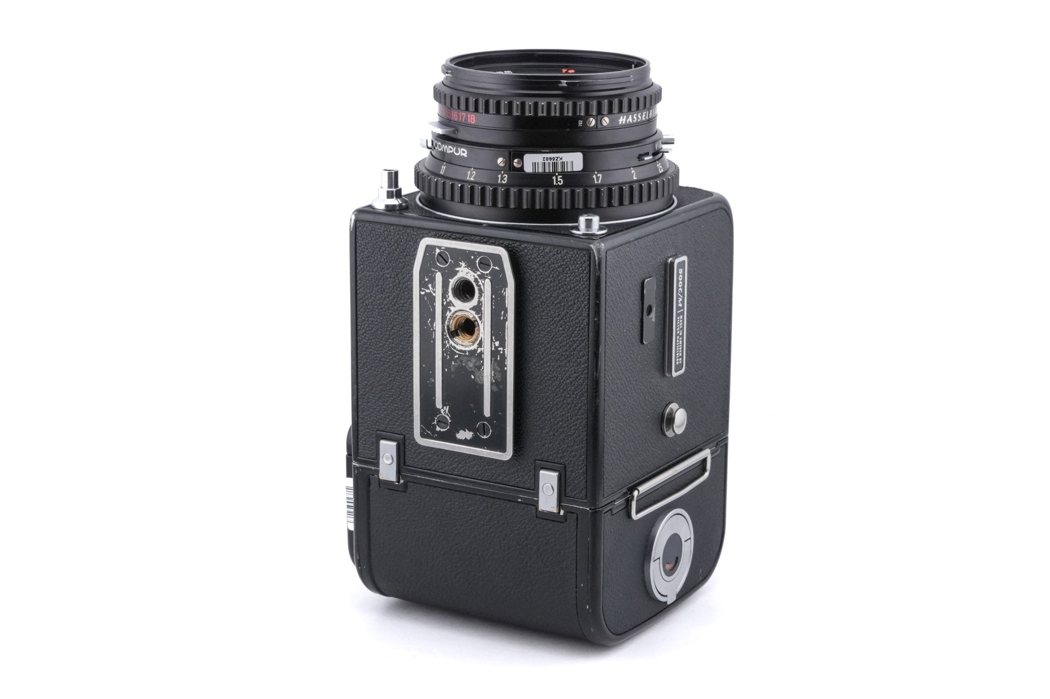 Hasselblad 500C/M (Black, 10170) + Waist Level Finder (Old / Black, 42277) + Standard Focusing Screen (42161) + A12 Film Magazine (Black, 30147) + 80mm f2.8 Planar T* C (Black, 20028)