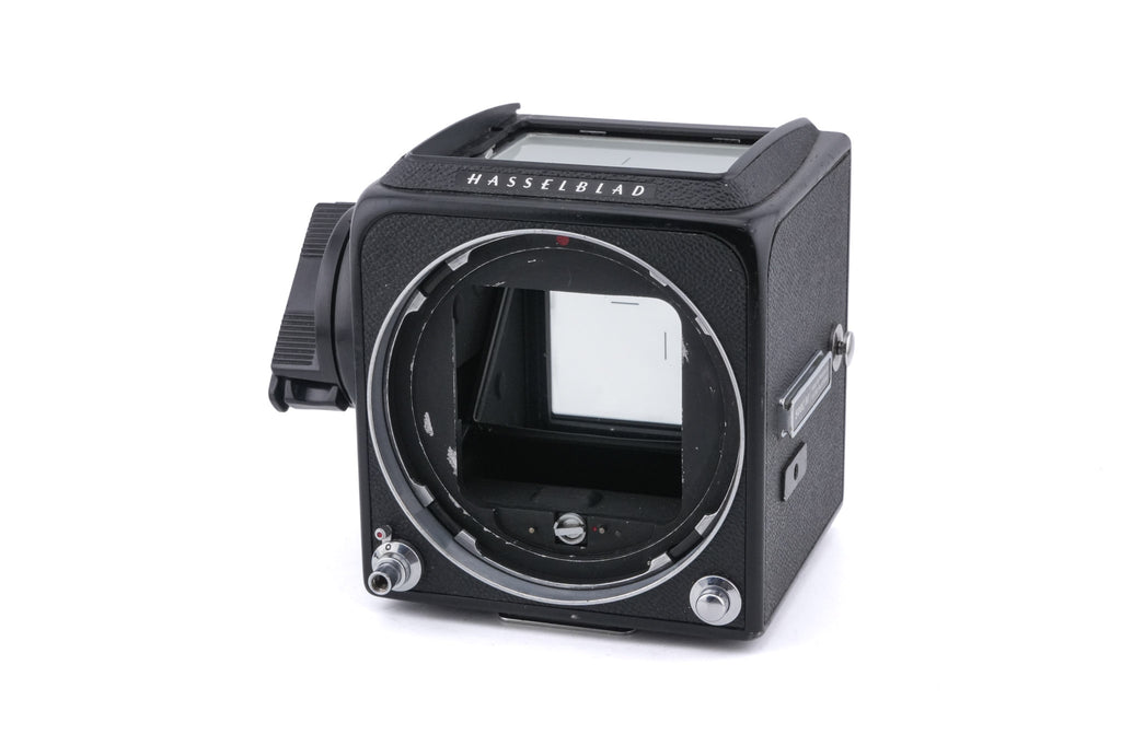 Hasselblad 500C/M (Black, 10170) + Waist Level Finder (Old / Black, 42277) + Standard Focusing Screen (42161) + A12 Film Magazine (Black, 30147) + 80mm f2.8 Planar T* C (Black, 20028)