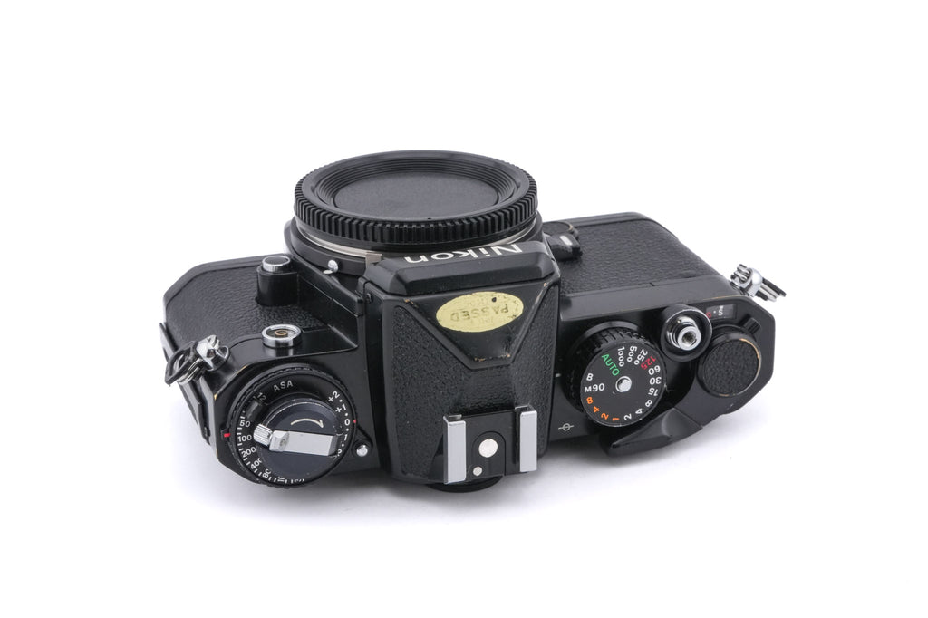 Nikon FE