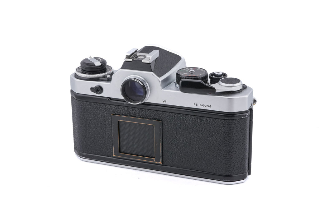 Nikon FE