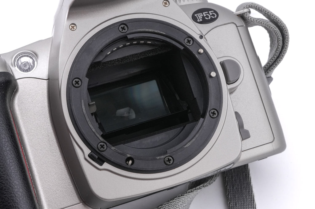 Nikon F55