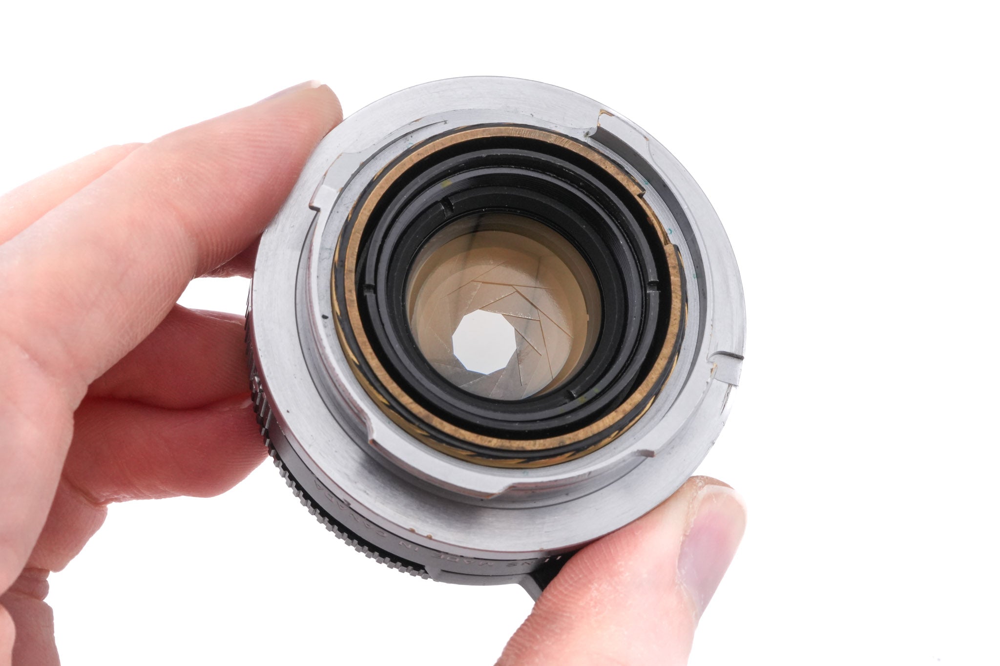 Leica 35mm f2 Summicron (Type III) (11309) + Lens Hood (35mm f1.4-2) (12504) + 39mm UVa Filter (Black, 13131)