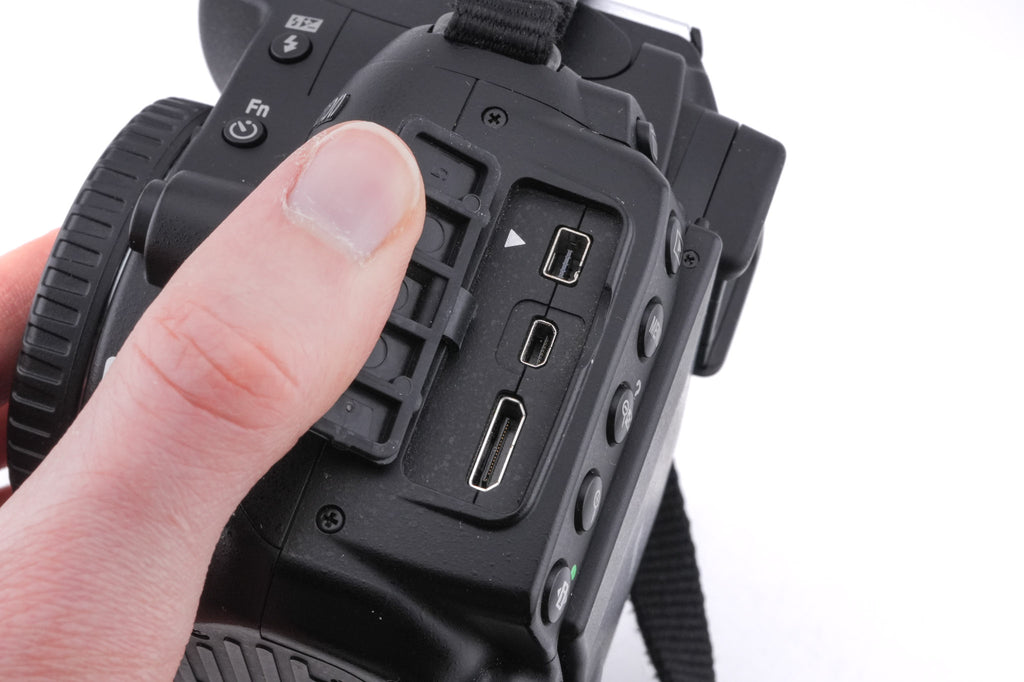 Nikon D5000