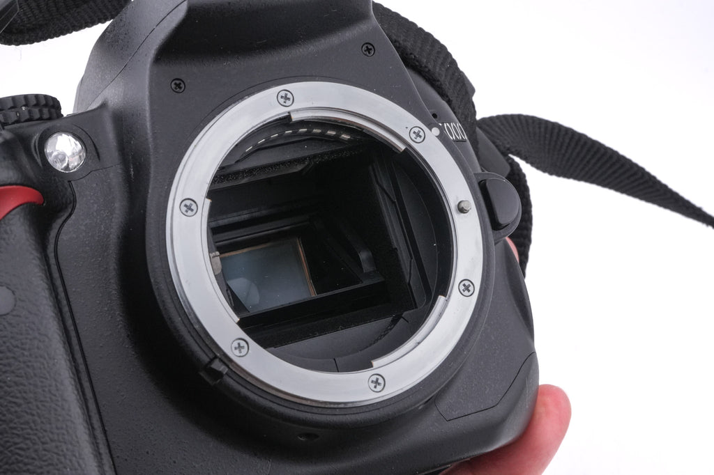 Nikon D5000