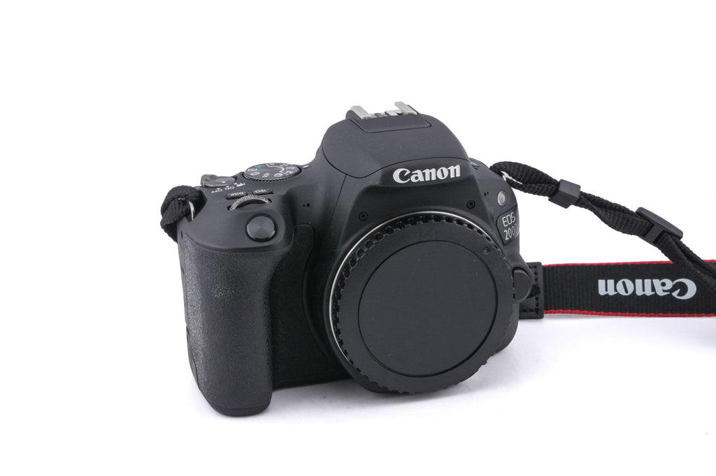 Canon EOS 200D