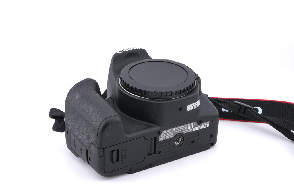 Canon EOS 200D