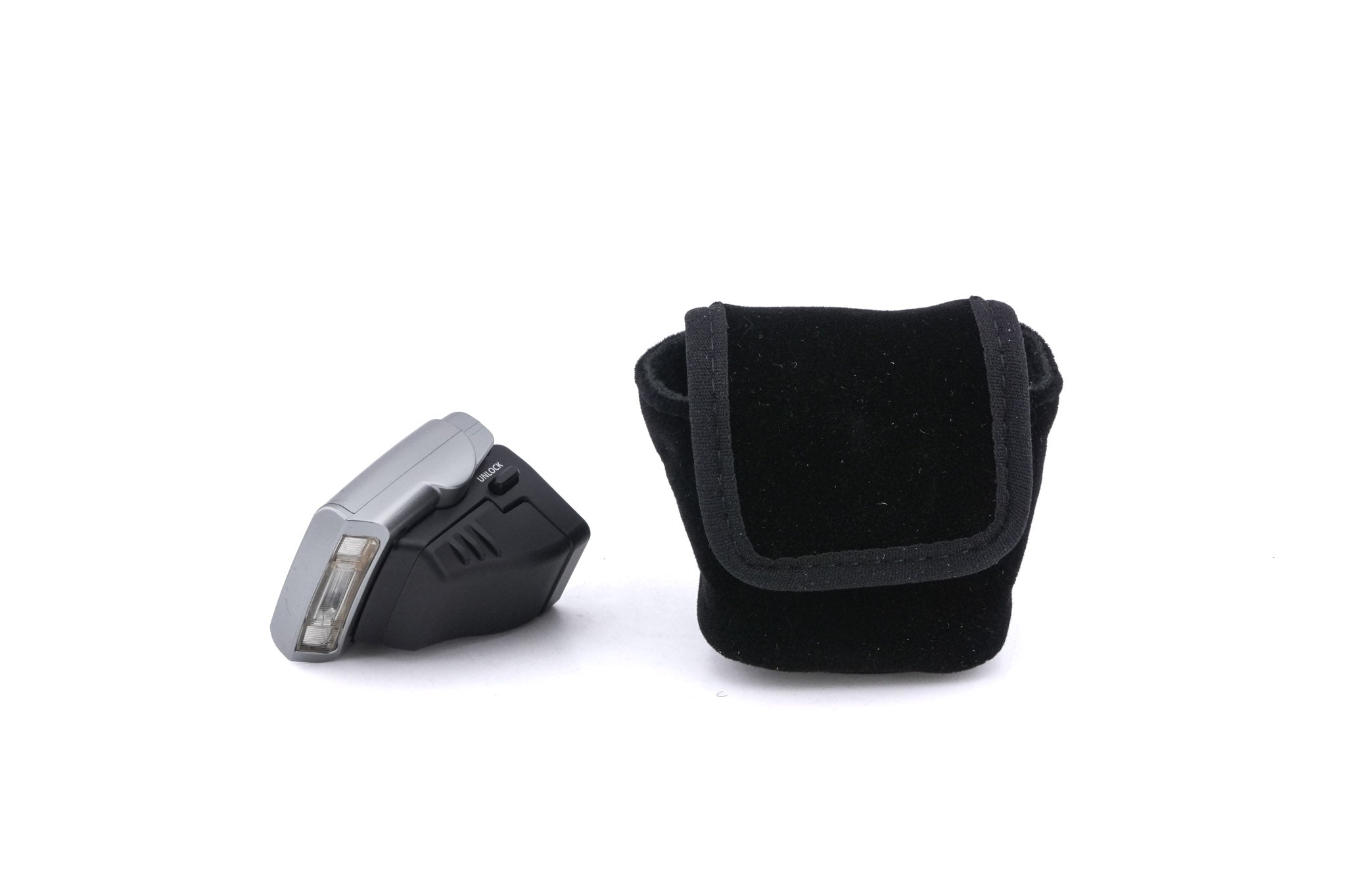Olympus PEN E-PL8 + FL-LM1 Flash