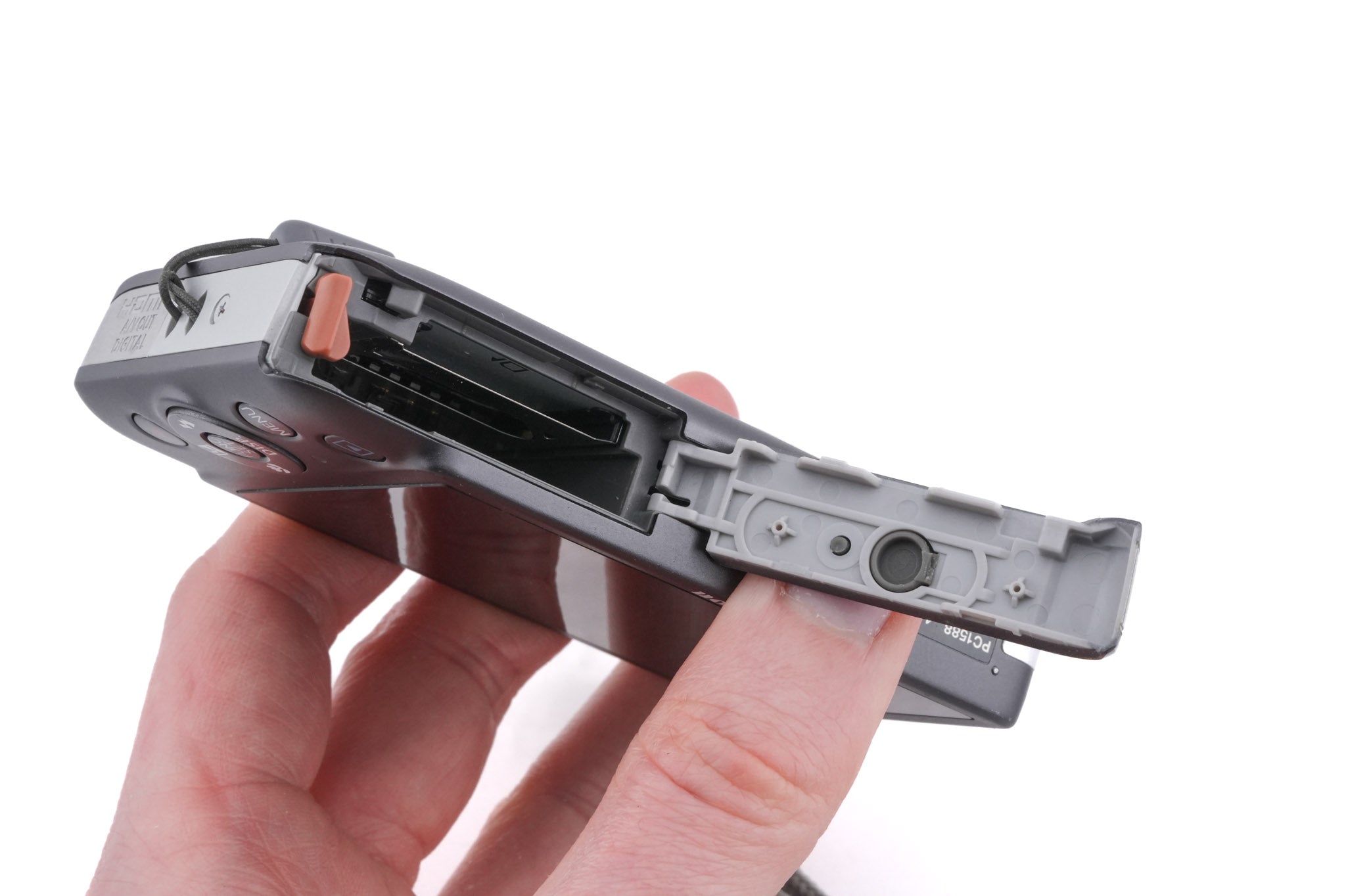 Canon IXUS 115 HS