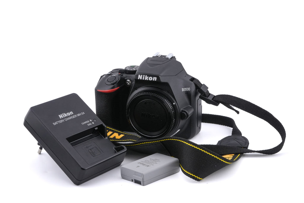 Nikon D3500
