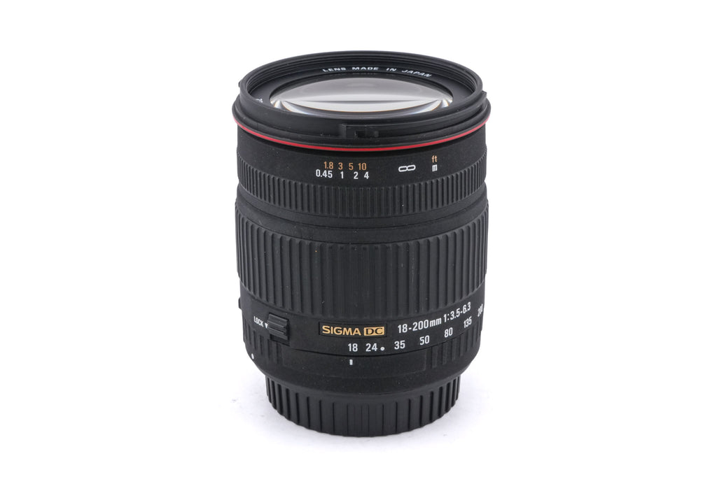 Sigma 18-200mm f3.5-6.3 DC
