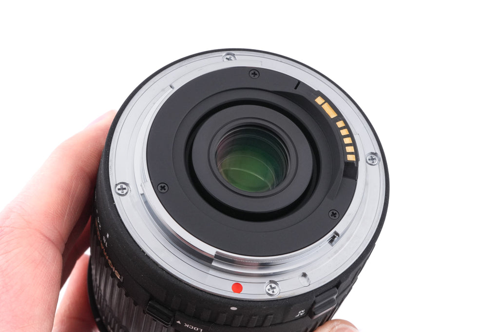 Sigma 18-200mm f3.5-6.3 DC
