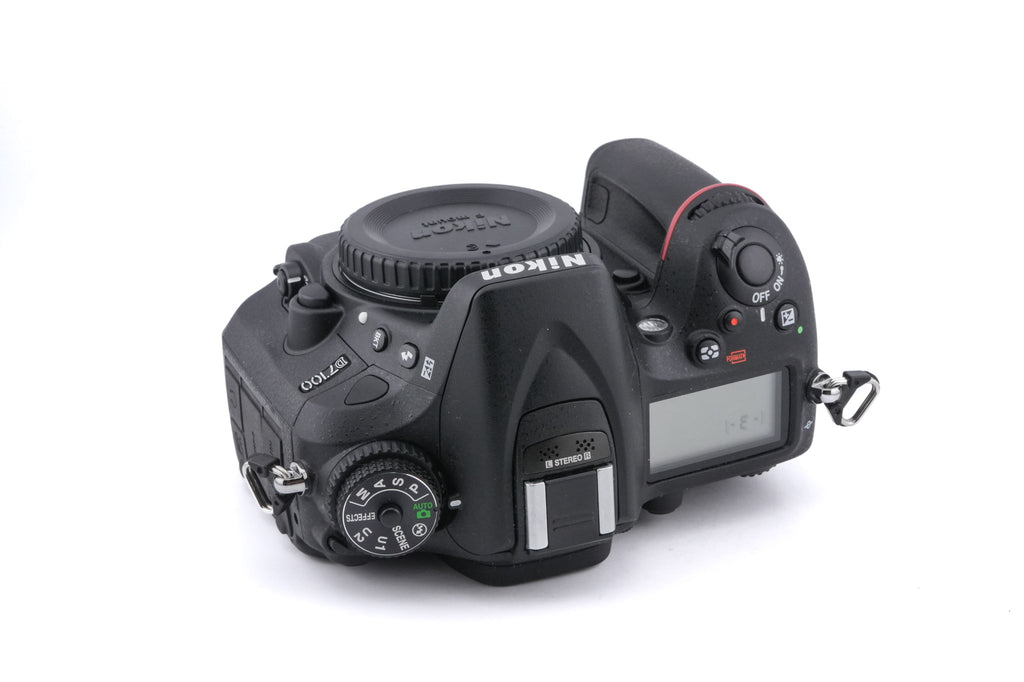 Nikon D7100
