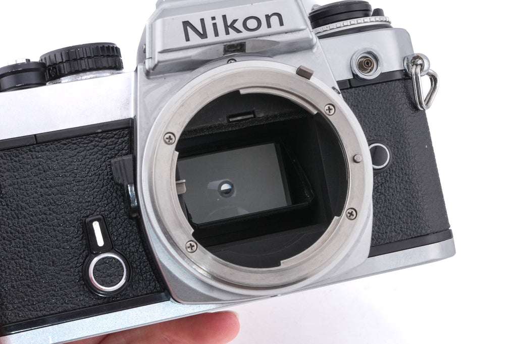 Nikon FE