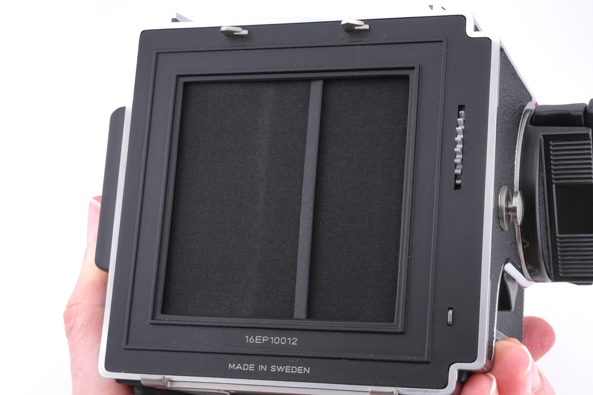 Hasselblad 201F (Silver, 10529) + Waist Level Finder (New / Chrome, 42315) + Standard Focusing Screen (42161)