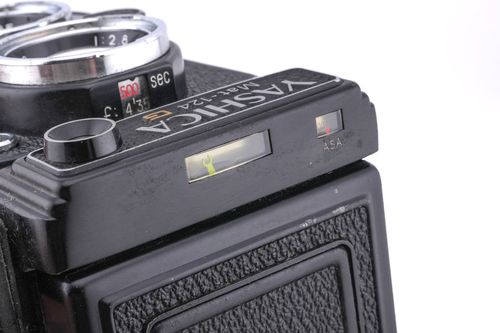 Yashica Mat-124 G