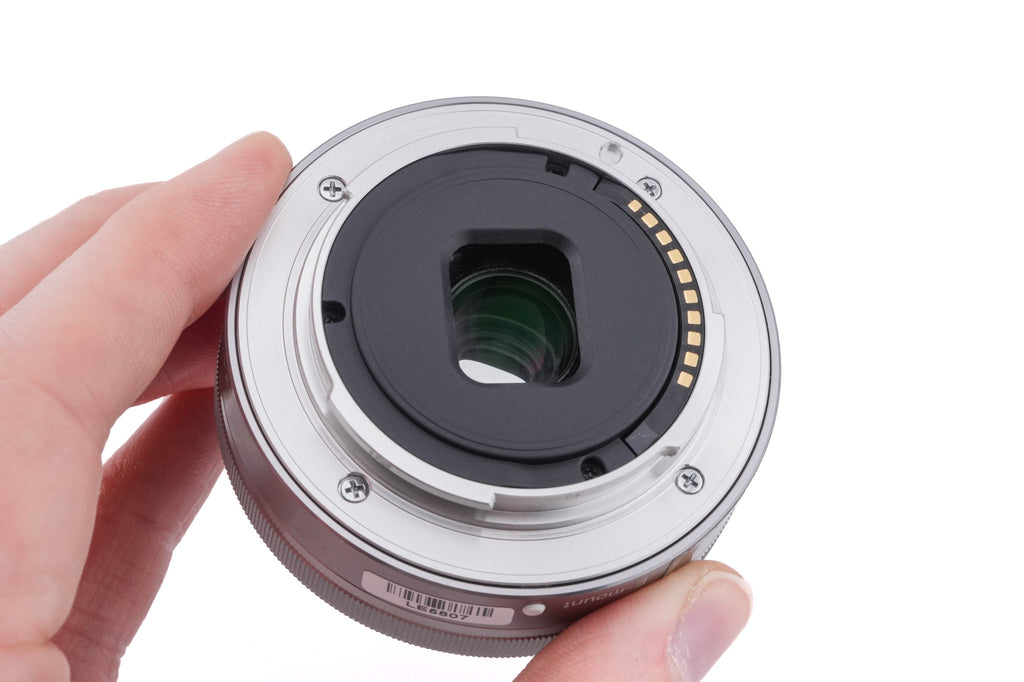Sony 16mm f2.8 (SEL16F28)