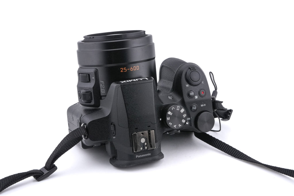 Panasonic Lumix DMC-FZ300
