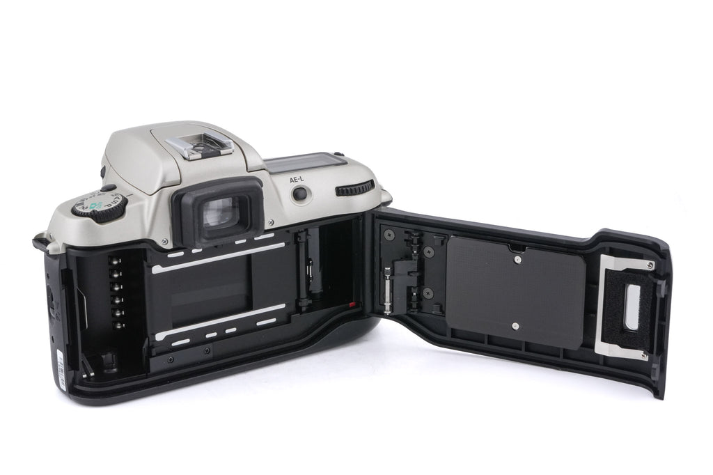 Nikon F60