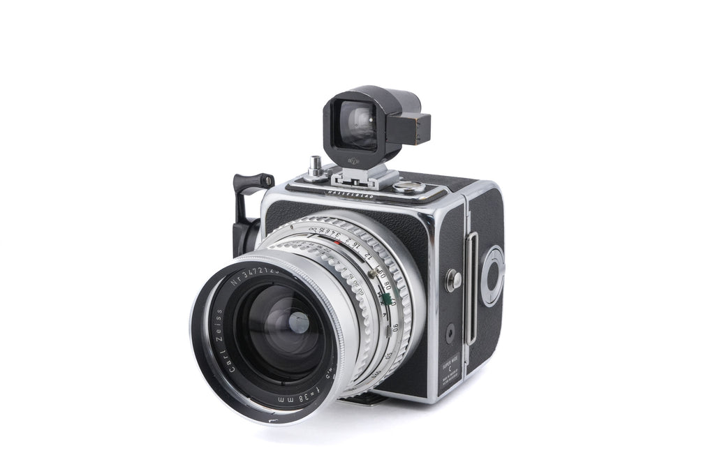 Hasselblad Super Wide C (SWC) (Silver, 10049) + C12 Film Magazine (30015 / TIMAC) + SWC Viewfinder (52035/TISOC)