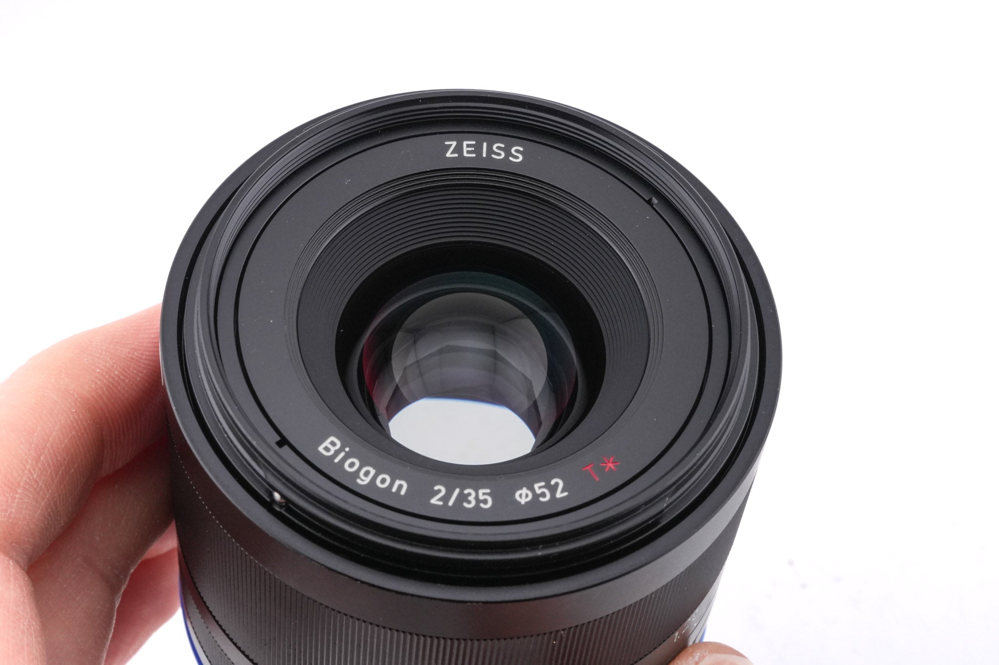 Carl Zeiss 35mm f2 Biogon T* Loxia