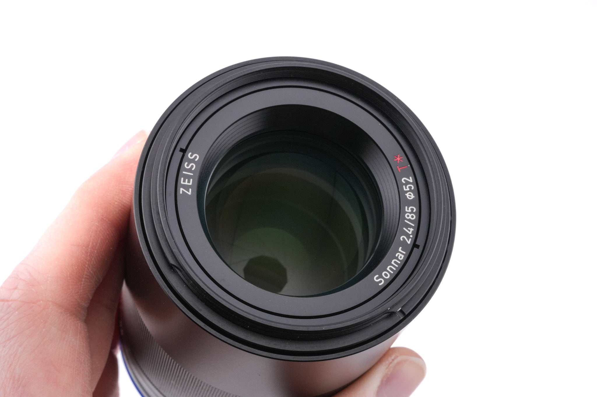 Carl Zeiss 85mm f2.4 Sonnar T* Loxia