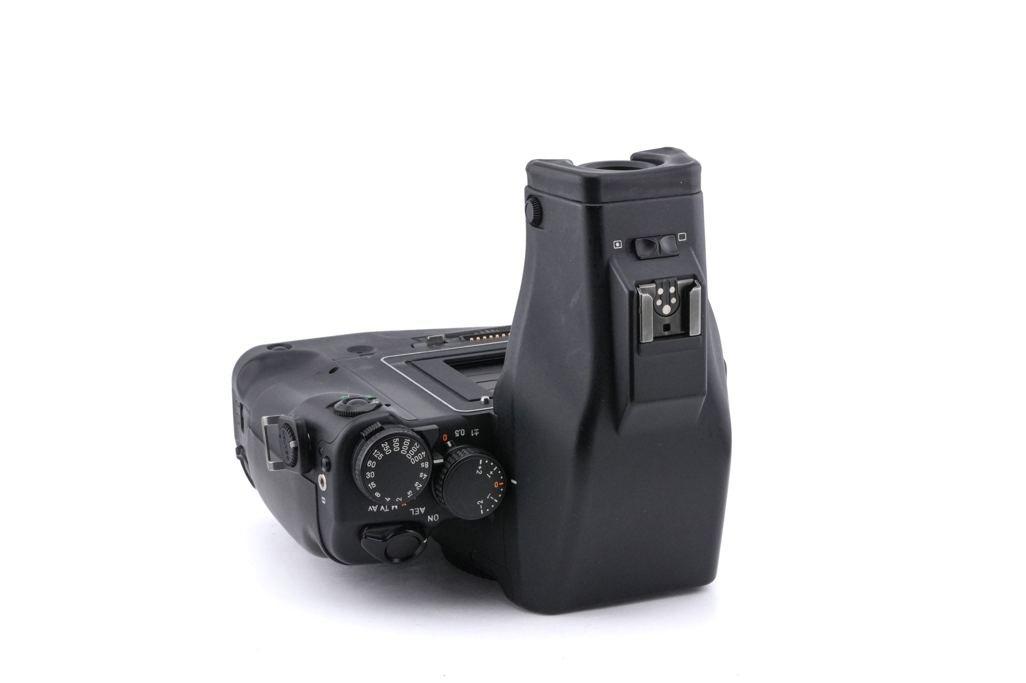 Contax 645 + MP-1 Battery Holder + MF-1 AE Prism Finder