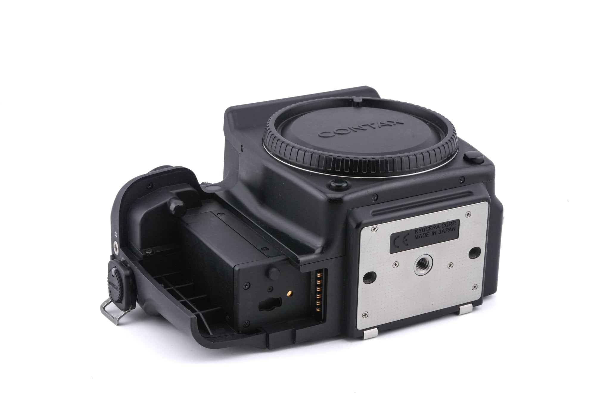 Contax 645 + MP-1 Battery Holder + MF-1 AE Prism Finder