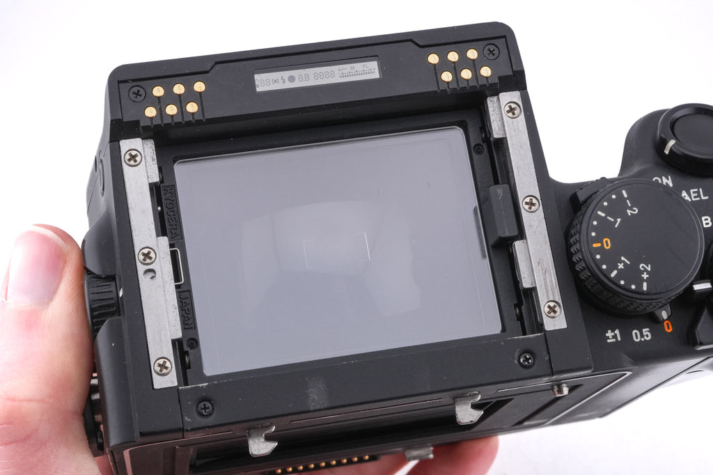 Contax 645 + MP-1 Battery Holder + MF-1 AE Prism Finder
