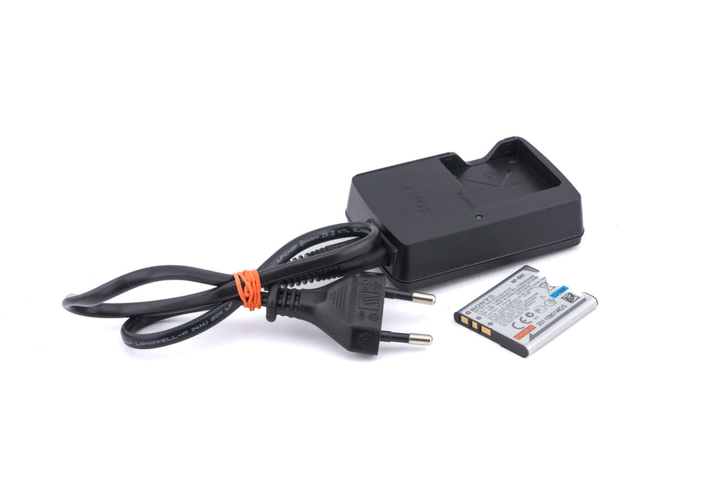 Sony Cyber-Shot DSC-W320