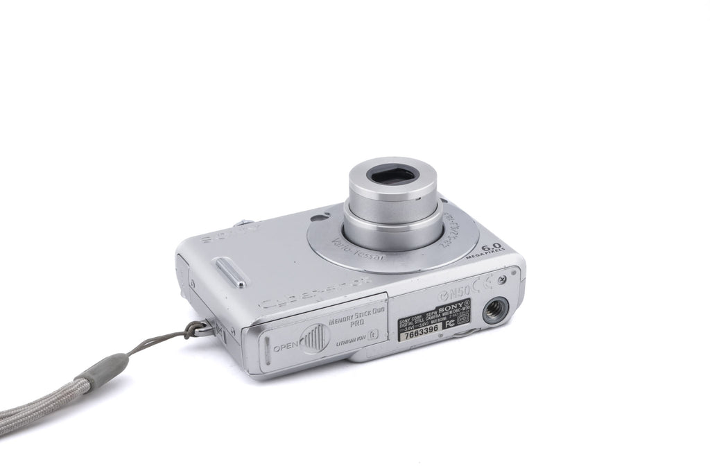 Sony Cyber-Shot DSC-W30