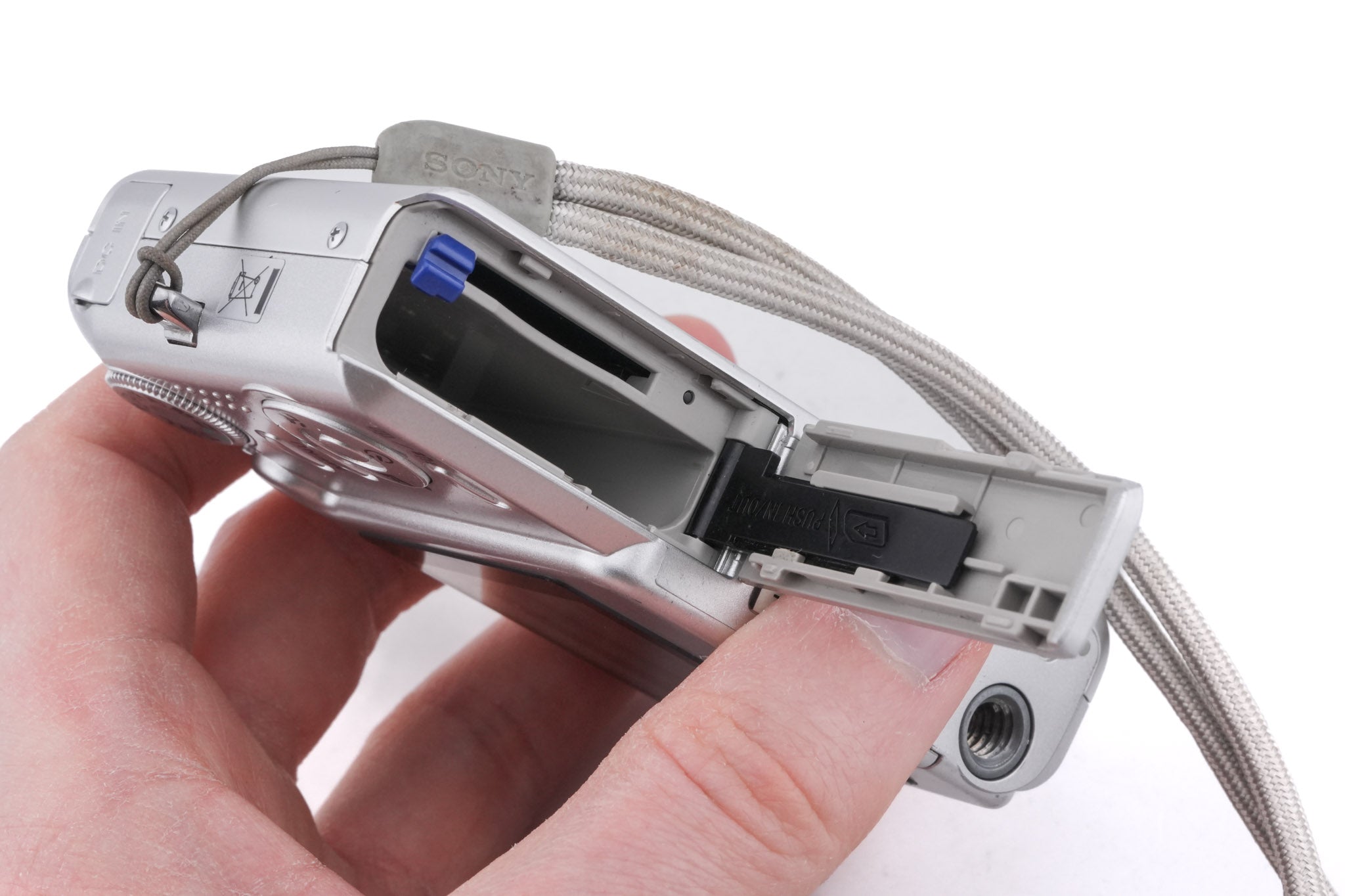 Sony Cyber-Shot DSC-W30