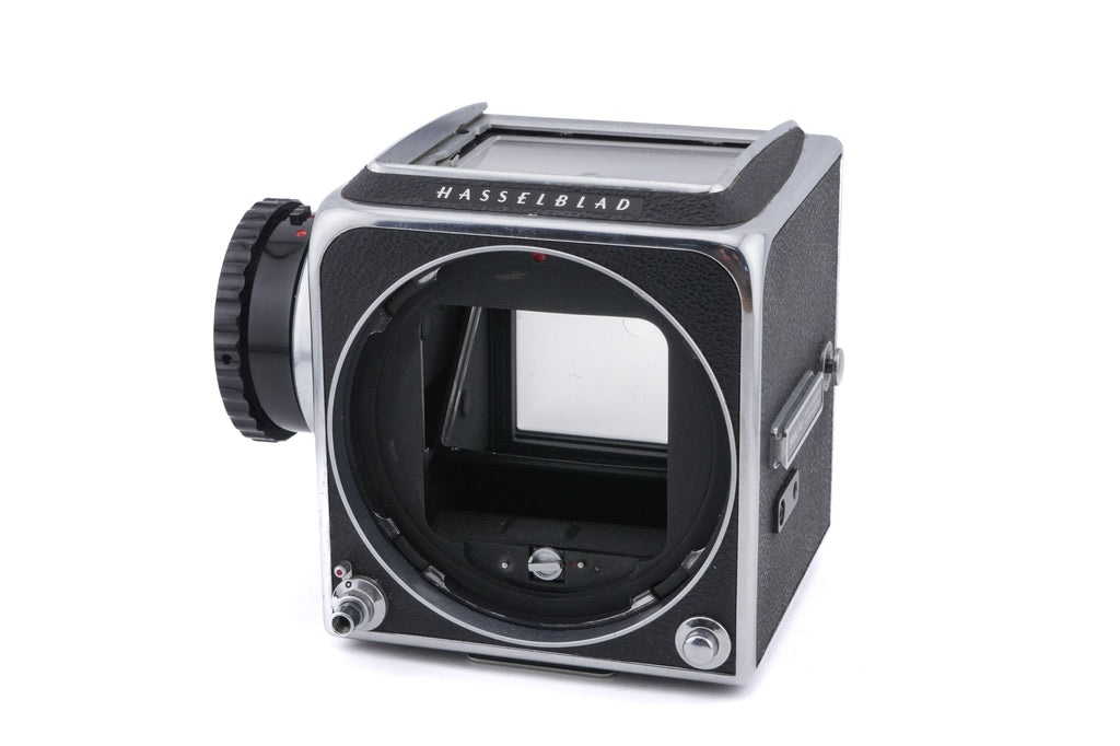 Hasselblad 500C/M (Silver, 10026) + Waist Level Finder (Old / Silver, 42021) + Focusing Screen with Split-Image Rangefinder (42188) + 80mm f2.8 Planar T* C (Silver, 20028) + A12 Film Magazine (Silver, 30074)