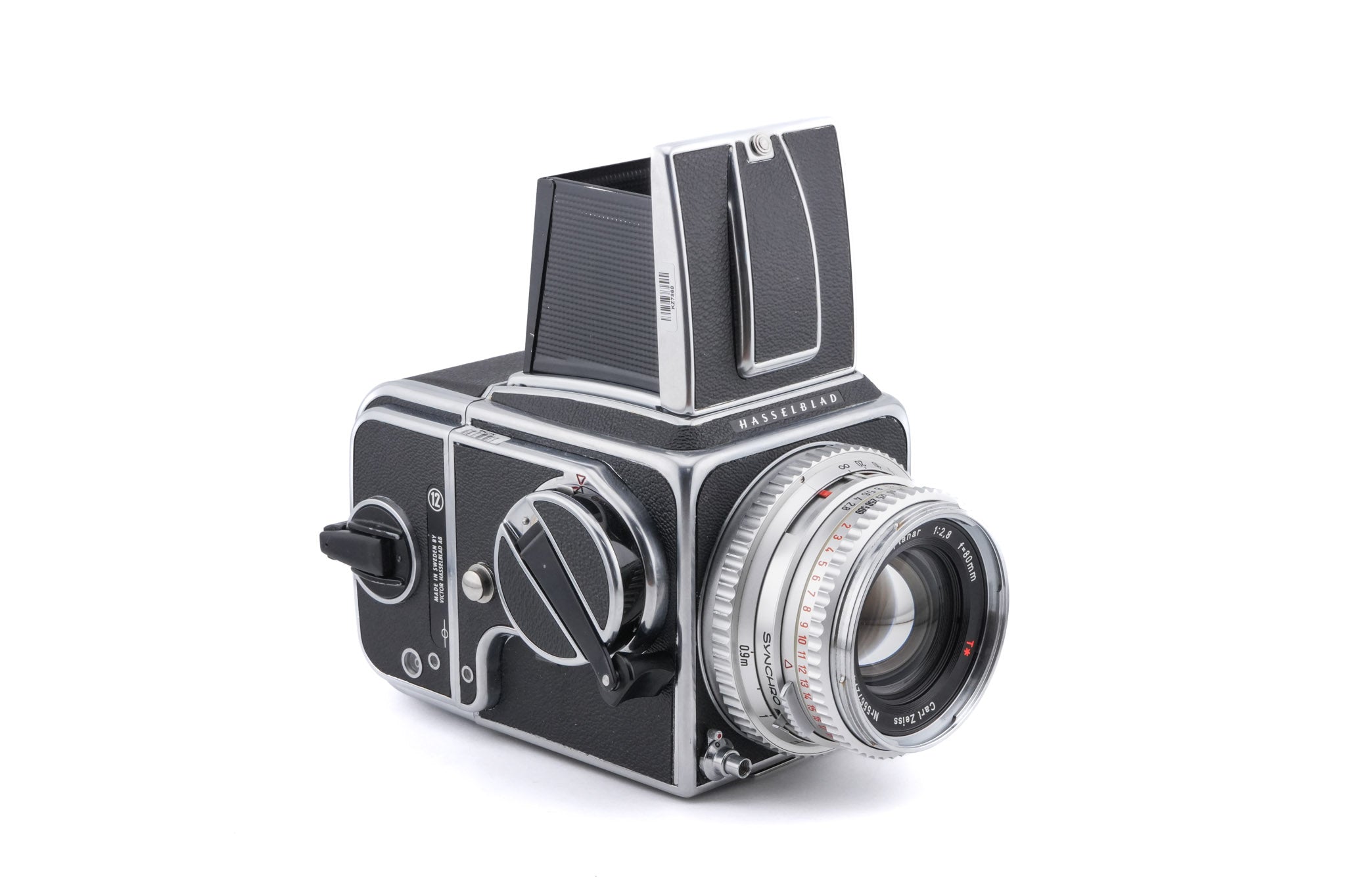 Hasselblad 500C/M (Silver, 10026) + 80mm f2.8 Planar T* C (Silver, 20028) + Waist Level Finder (Old / Silver, 42021) + Standard Focusing Screen (42161) + A12 Film Magazine (Silver, 30074)